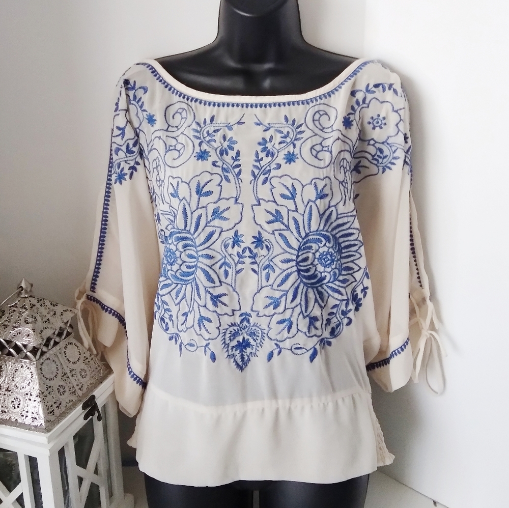 Arden B Blue Lace Polyester Blouse